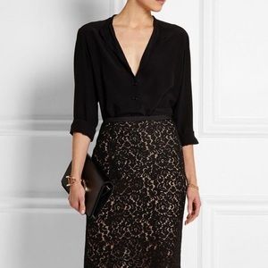 Forever21 lace black skirt